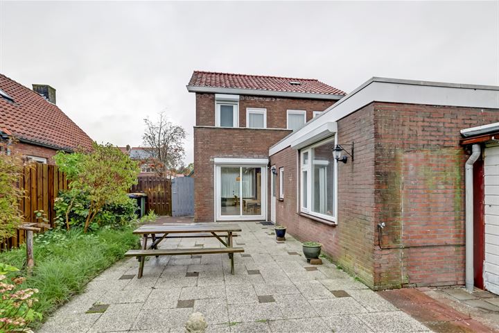 Bekijk foto 32 van Ooststraat 28