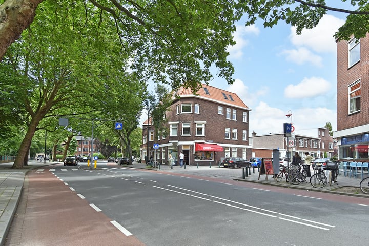 View photo 32 of Oostduinlaan 46-C