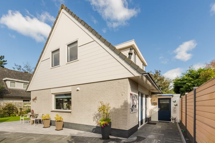 Foto 2 van Vennewatersweg 21-57