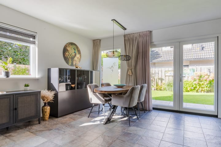 Foto 14 van Vennewatersweg 21-57