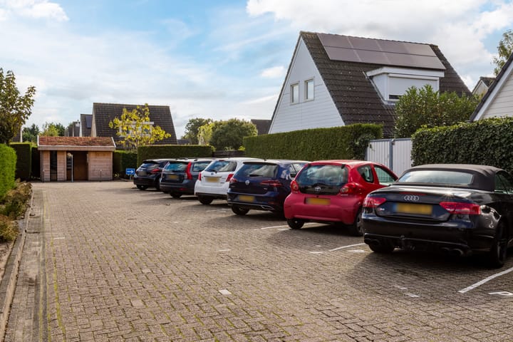 Foto 49 van Vennewatersweg 21-57