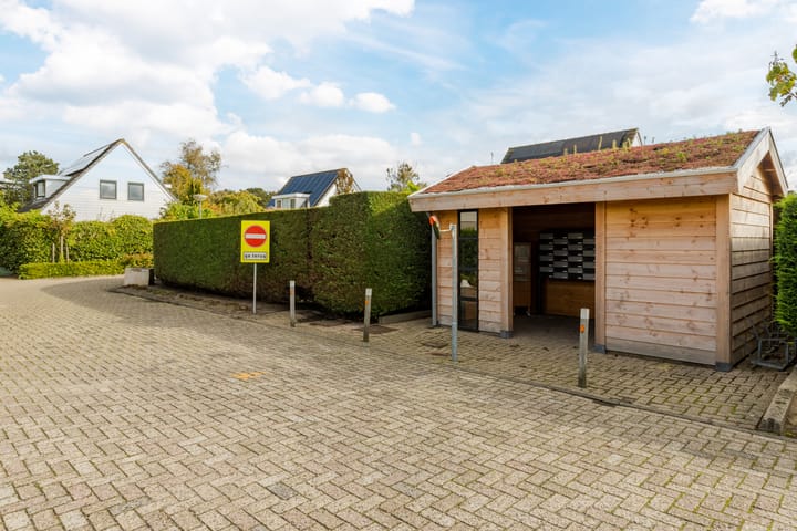 Foto 50 van Vennewatersweg 21-57