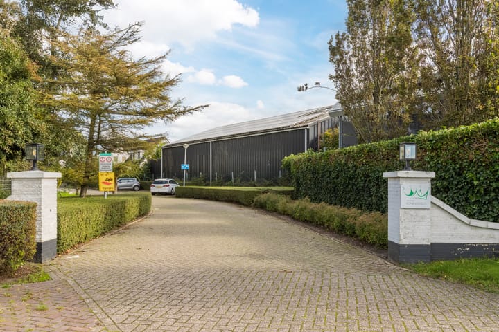 Foto 51 van Vennewatersweg 21-57