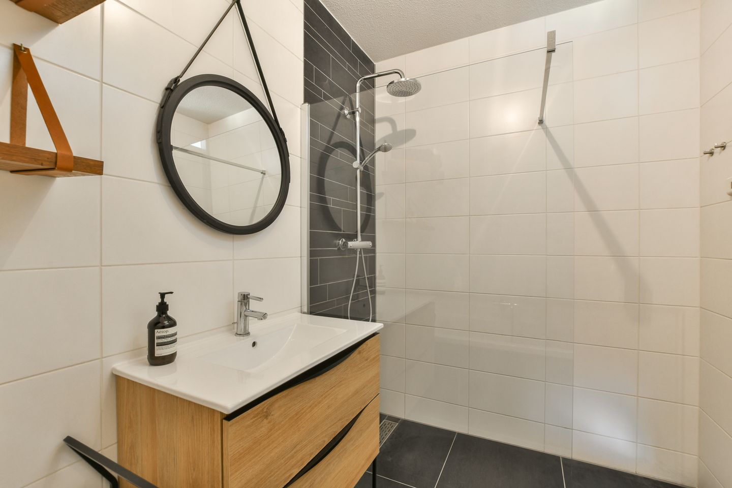 Photo 20 of Houthavenweg 227