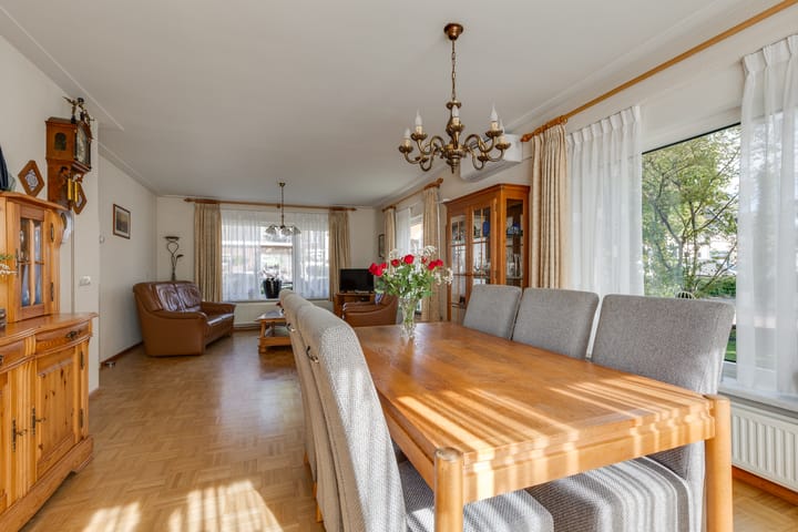 Photo 16 of Maurits Prinsstraat 11