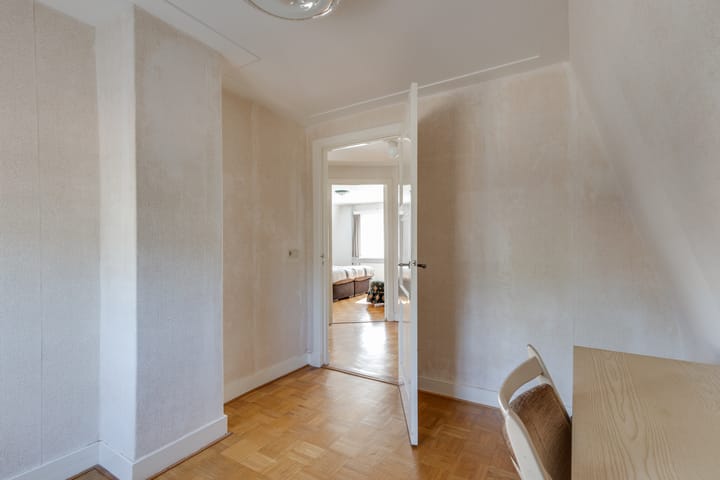 Photo 36 of Maurits Prinsstraat 11