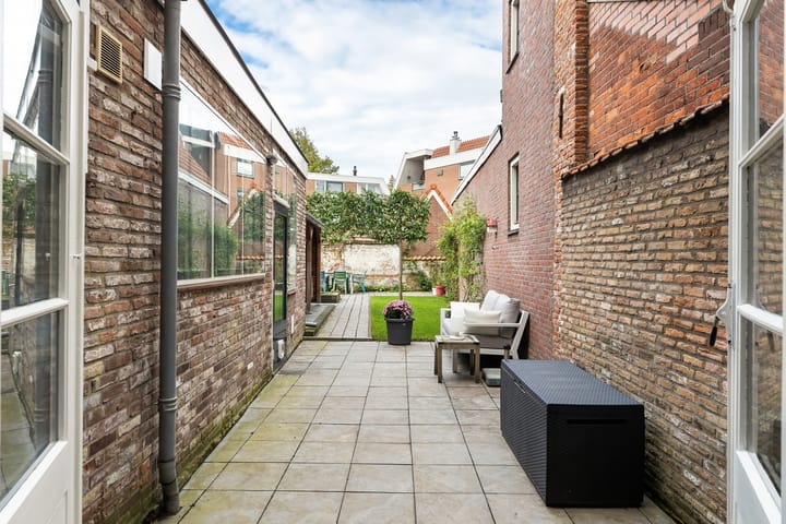 Photo 22 of Vlissingsestraat 28