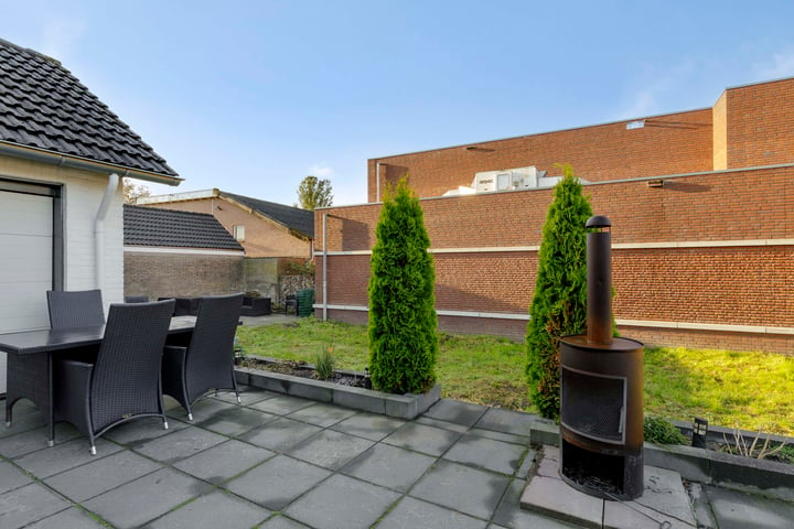 View photo 44 of Anthonie van Leeuwenhoekstraat 2