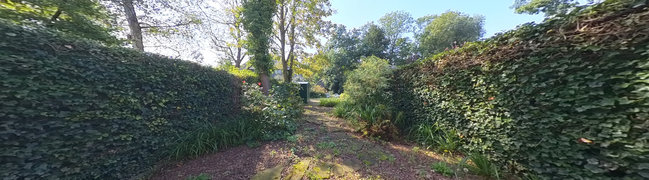 View 360° photo of Tuin of Berglustlaan 33-A