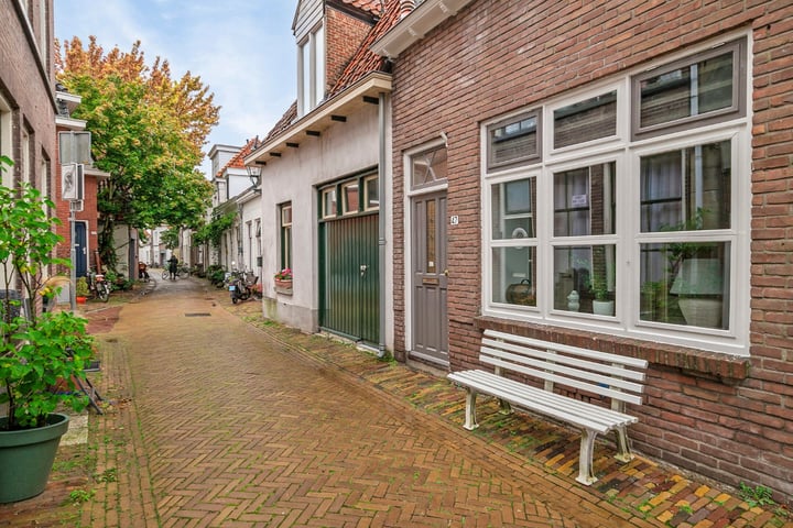 Bekijk foto 20 van Buiten Hofstraat 47