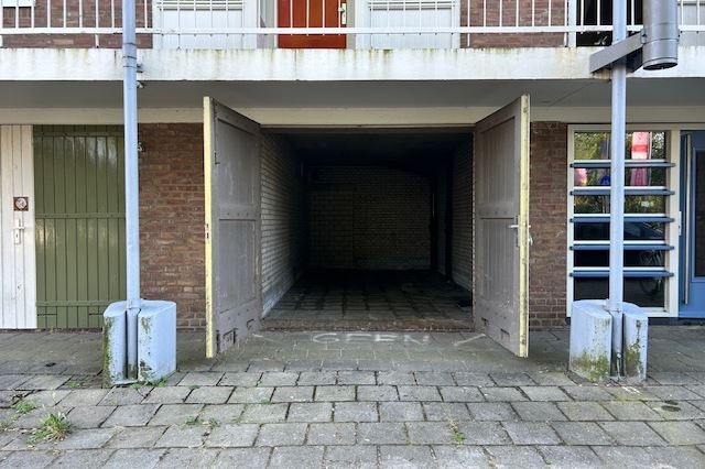 Bekijk foto 2 van Haydnstraat 3