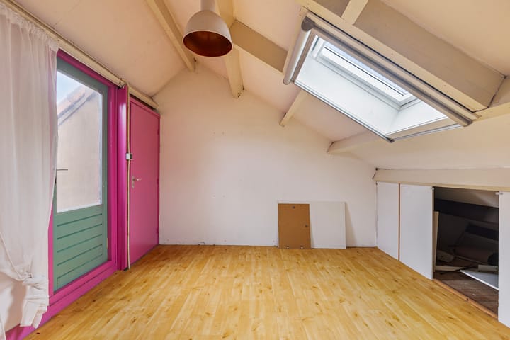 Foto 21 van Overdamstraat 11