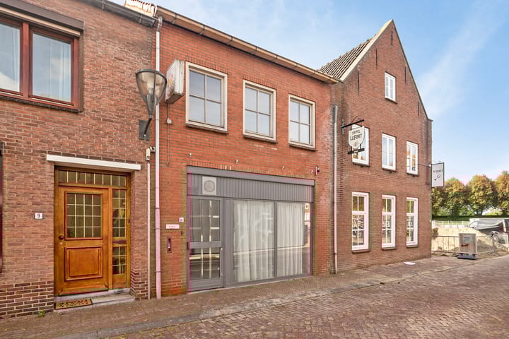 Foto 24 van Overdamstraat 11