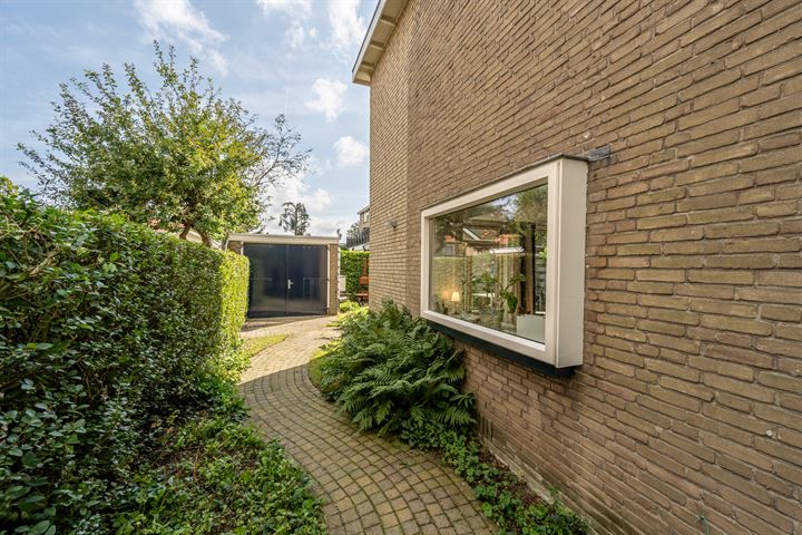 View photo 31 of Laan van Moerkerken 28