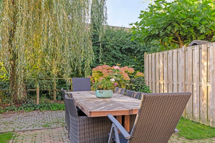 Photo 16 of Isenburgstraat 39