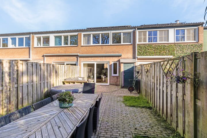 Photo 19 of Isenburgstraat 39