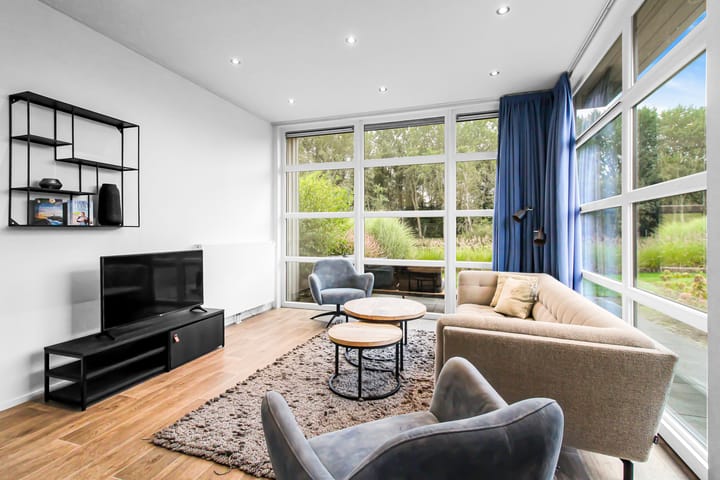 Foto 5 van Buitenhuizerweg 2-474