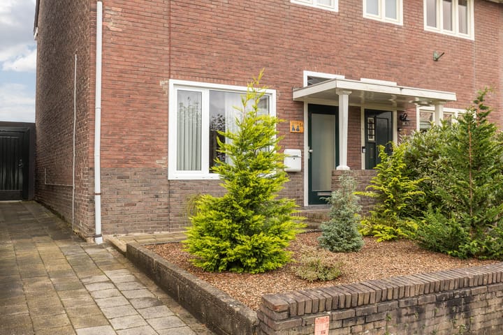 Foto 8 van Heistraat 54