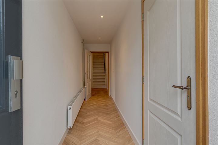 View photo 9 of Herenstraat 33-A