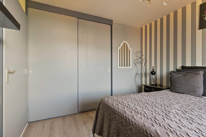 Foto 15 van Lobeliastraat 41