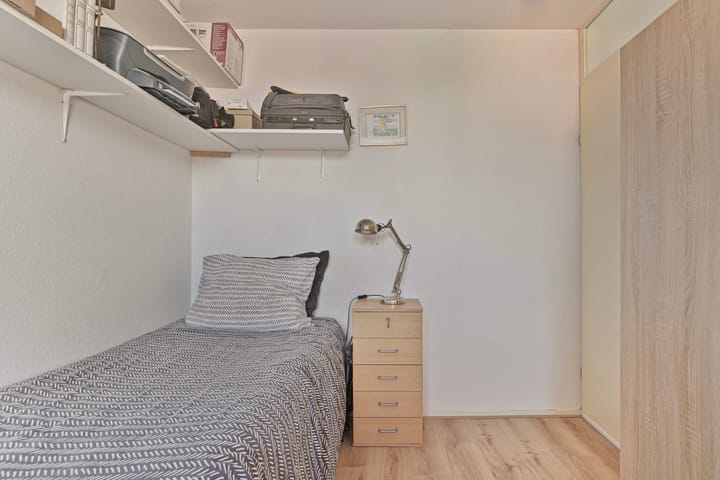 Foto 17 van Lobeliastraat 41