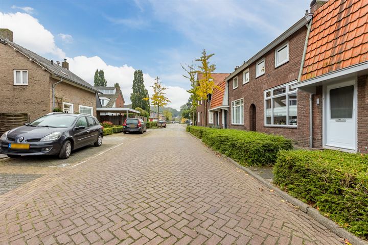 Bekijk foto 45 van Streepenstraat 27