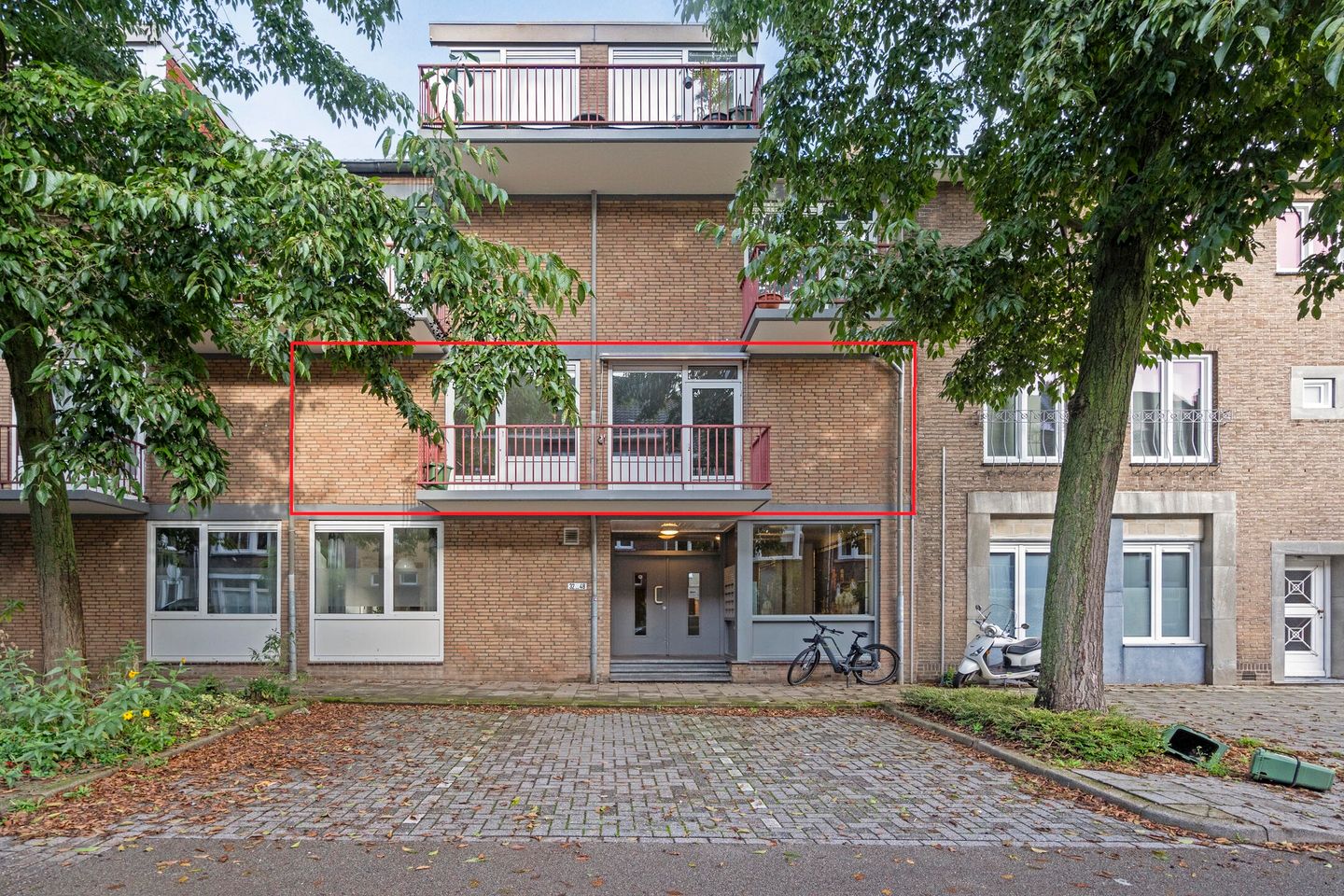 Foto 1 van Menno van Coehoornstraat 32-B