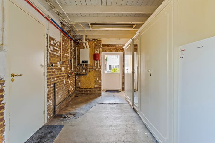 Photo 25 of Broekstraat 30