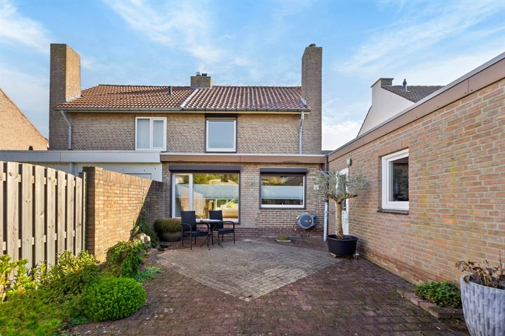 View photo 28 of Broekstraat 30