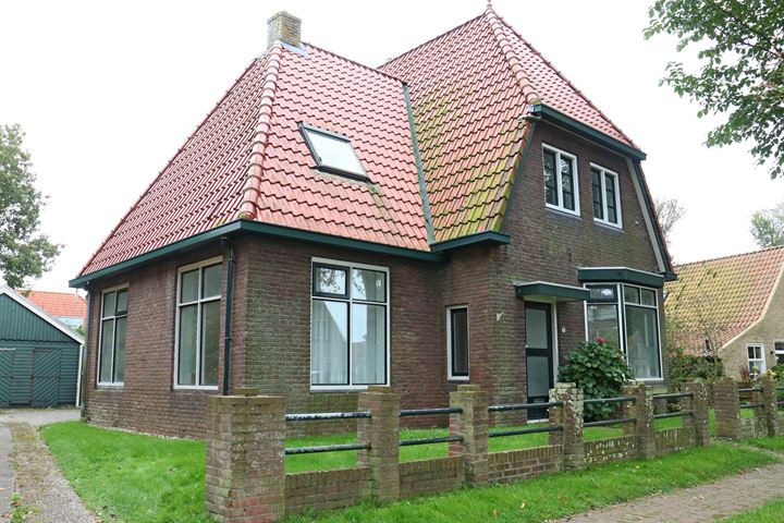 View photo 8 of Camminghastraat 12