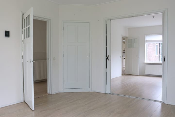 Foto 10 van Camminghastraat 12