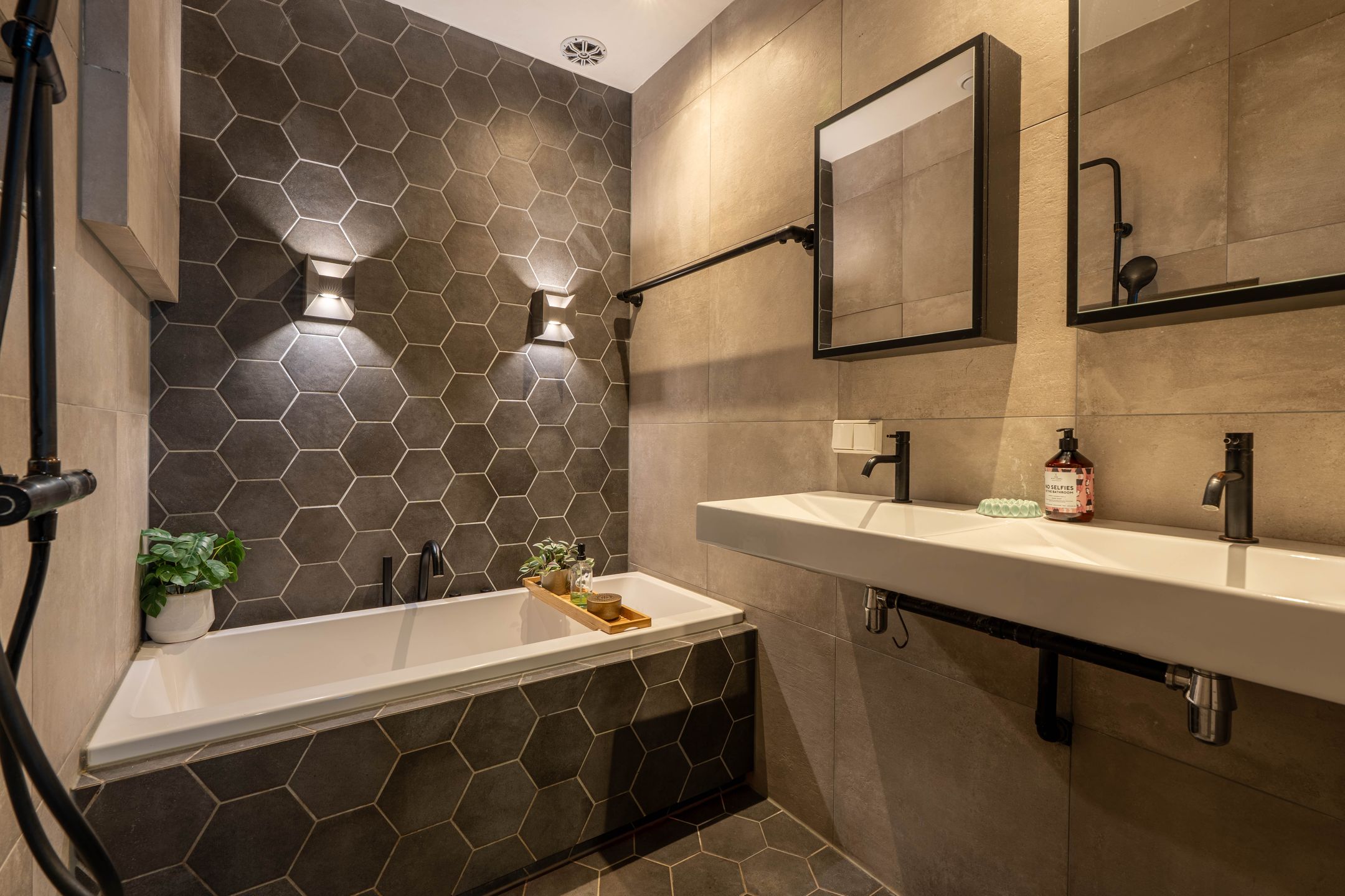 Photo 6 of Eerste Jan van der Heijdenstraat 139-H