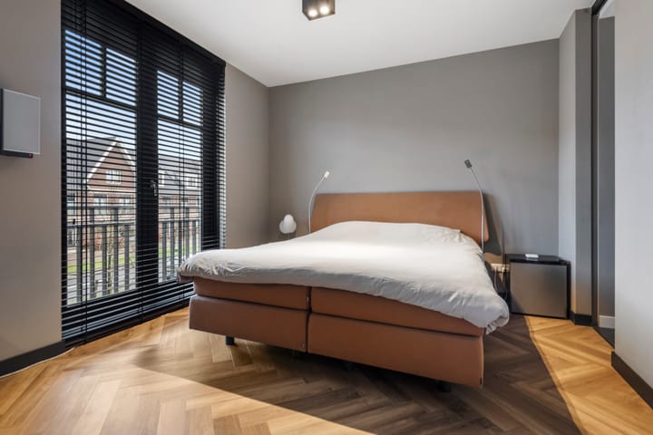 Foto 17 van Lotusbloemstraat 1