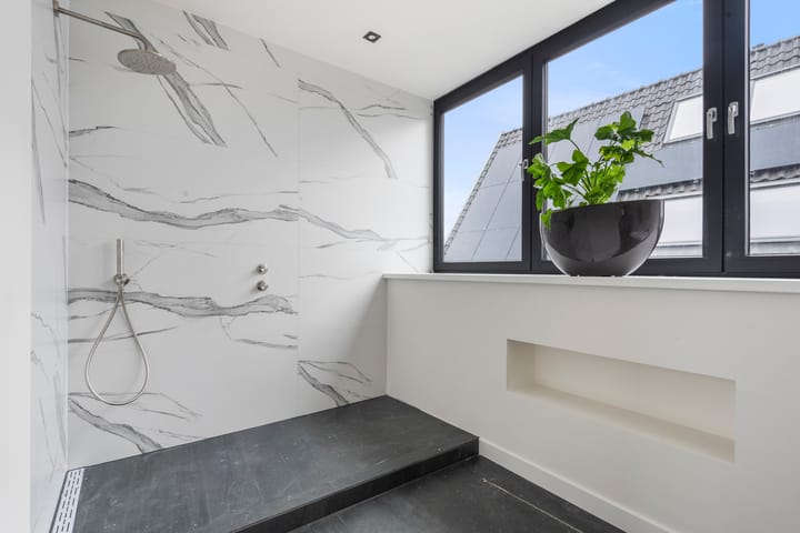 Foto 23 van Lotusbloemstraat 1