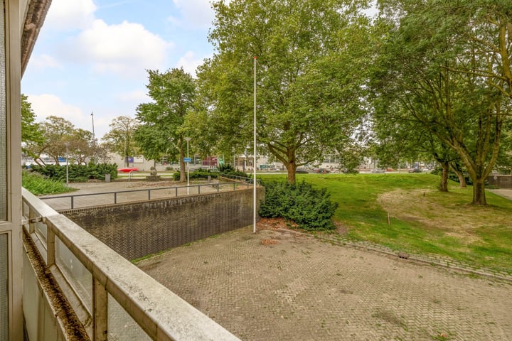 View photo 20 of 's-Lands werf 115