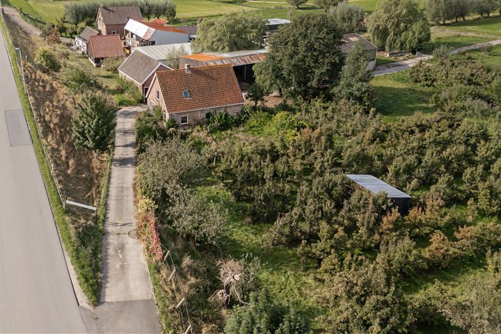 Bekijk foto 2 van Diefdijk 25