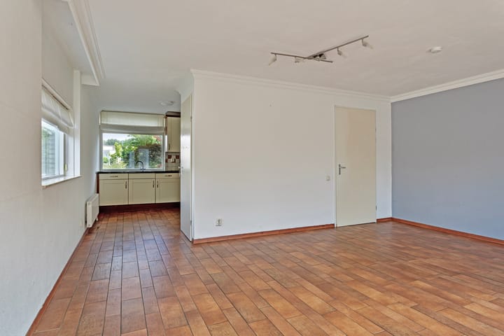 Photo 11 of Santpoortplein 48