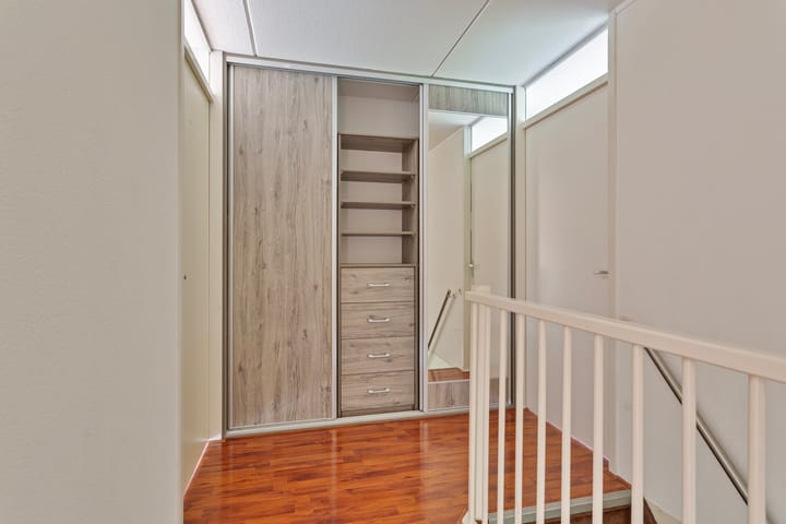 Photo 13 of Santpoortplein 48