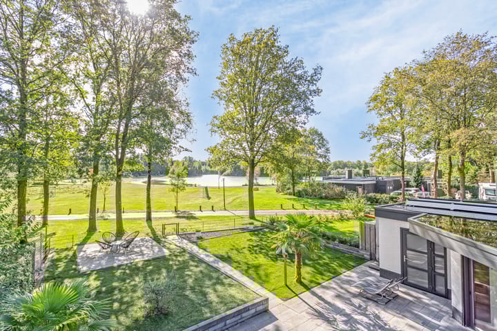 Foto 45 van Ermerzand 135