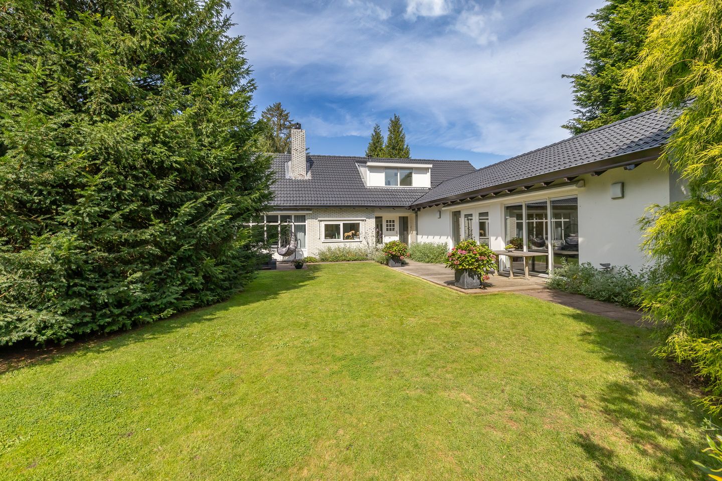 Foto 1 van Sparrenlaan 3