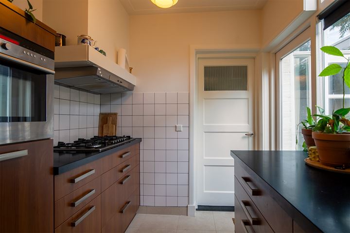 Bekijk foto 16 van Leeuwerikstraat 25