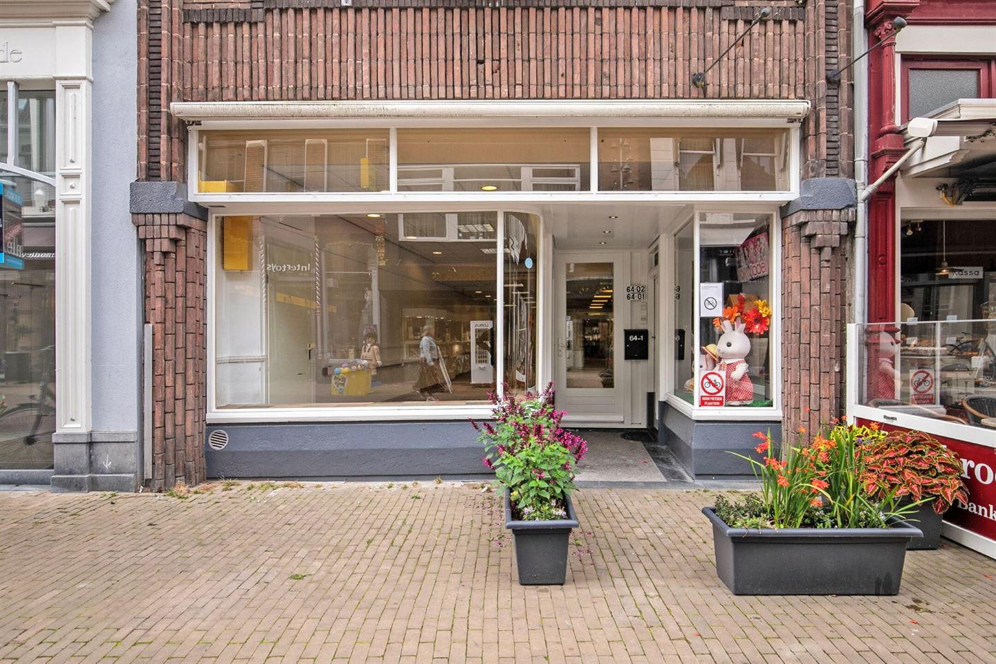 Bekijk foto 1 van Oudestraat 64