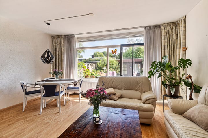 Foto 13 van Sperwerlaan 56