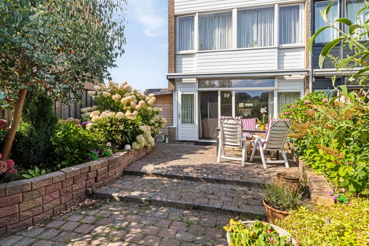 Foto 40 van Sperwerlaan 56