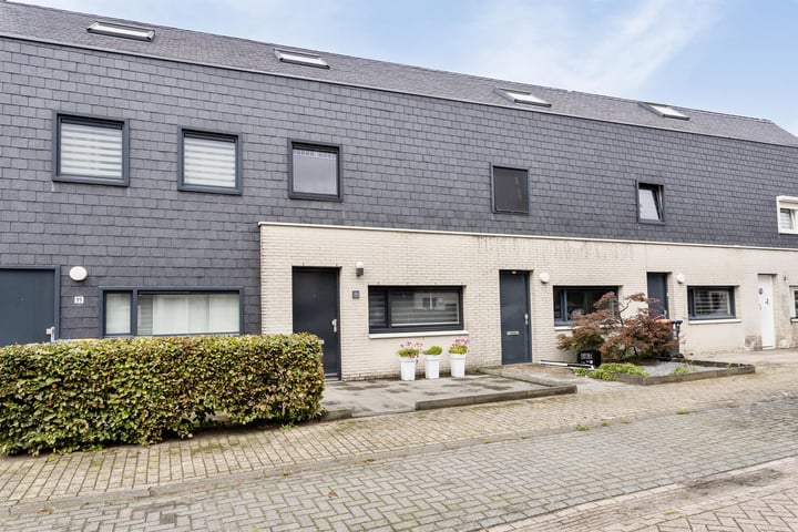 Bekijk foto 39 van Metslawierstraat 97