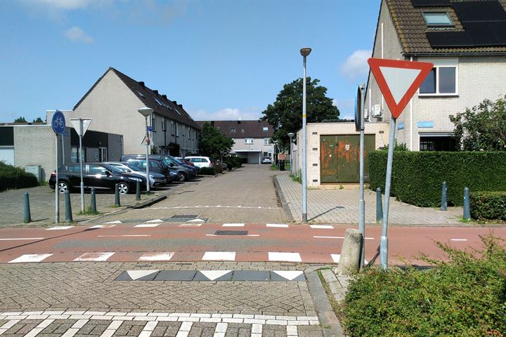 View photo 21 of Lingestraat 37