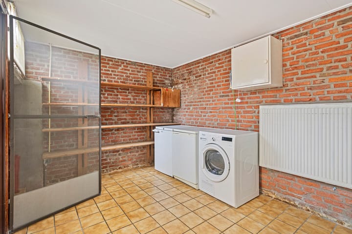 Foto 9 van van Dorthstraat 6