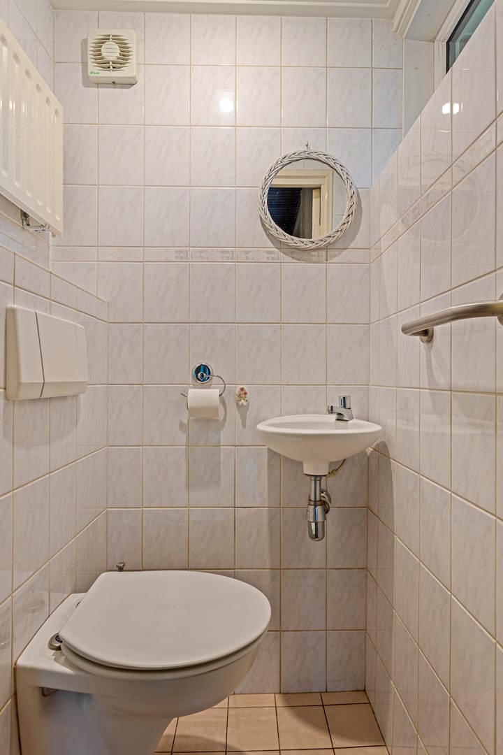 Foto 11 van van Dorthstraat 6