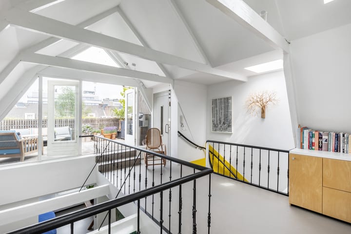 Photo 13 of Quellijnstraat 109-1