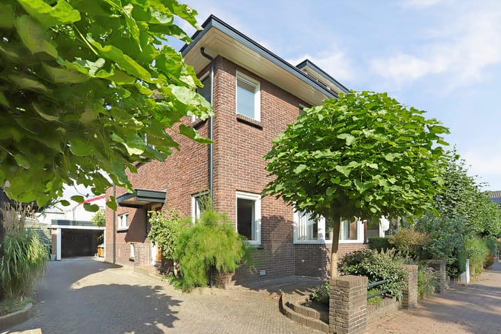 Foto 38 van Stationsweg 3-A